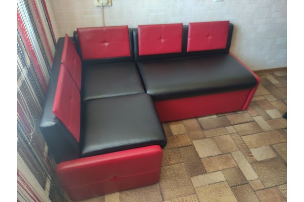 Оскар без спального места (красно-черный)